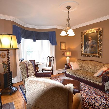 Briarwood Bed & Breakfast Elmsdale Exterior photo