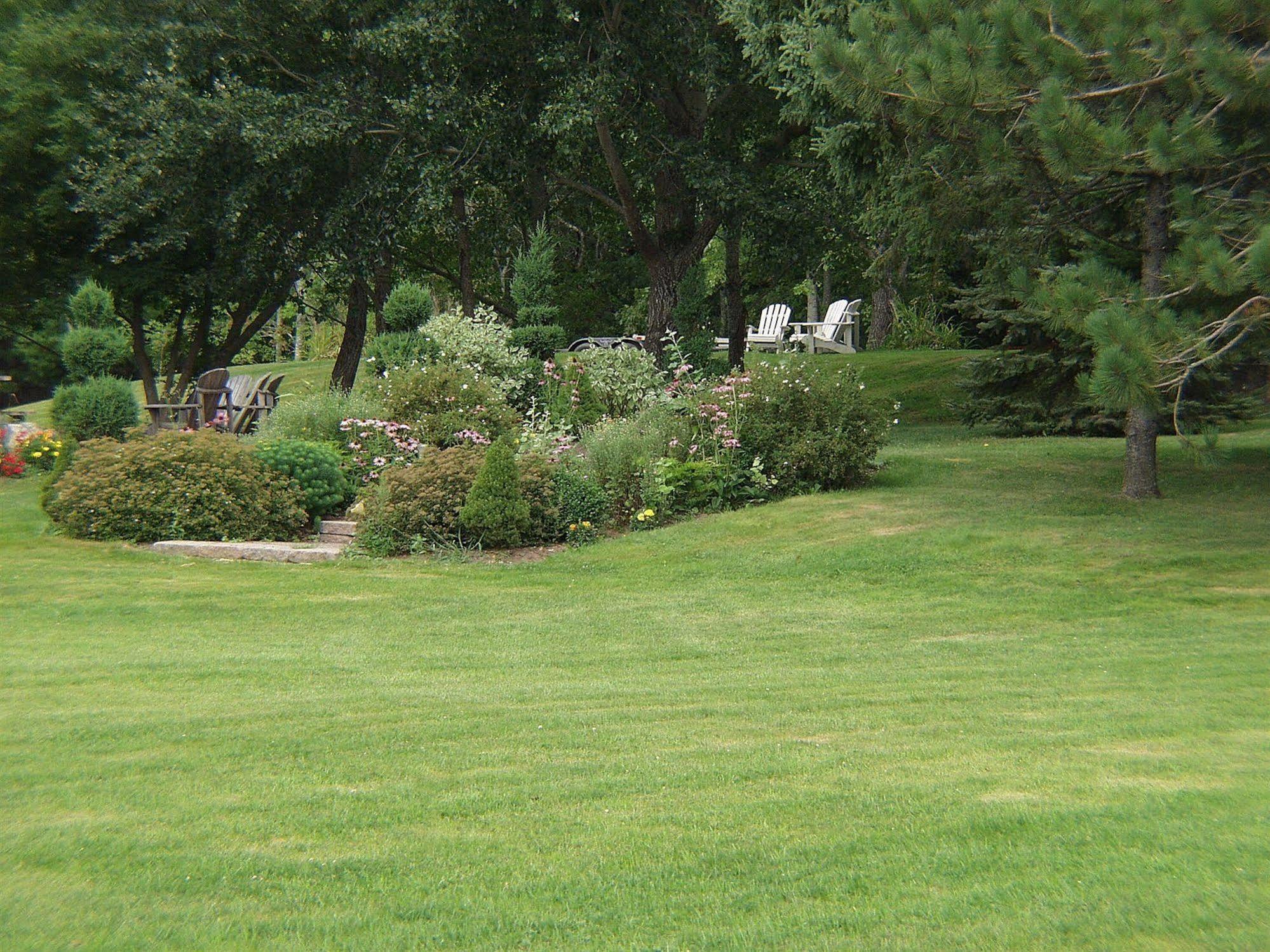 Briarwood Bed & Breakfast Elmsdale Exterior photo