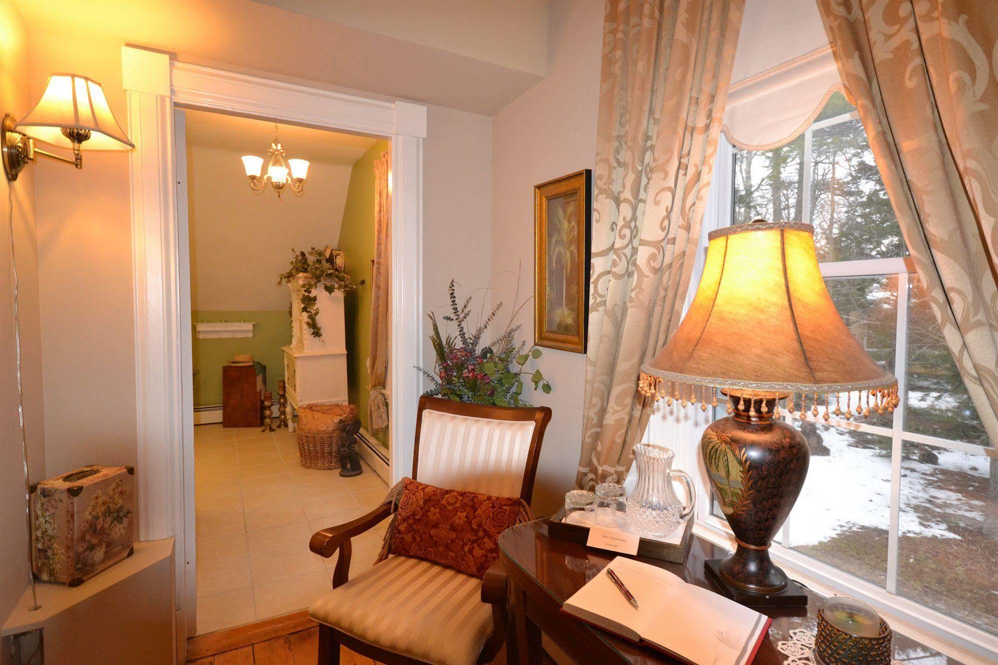Briarwood Bed & Breakfast Elmsdale Exterior photo